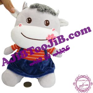 Smiling red cheek cows