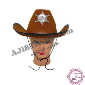 کلاه کابویی گاوچران روی سر